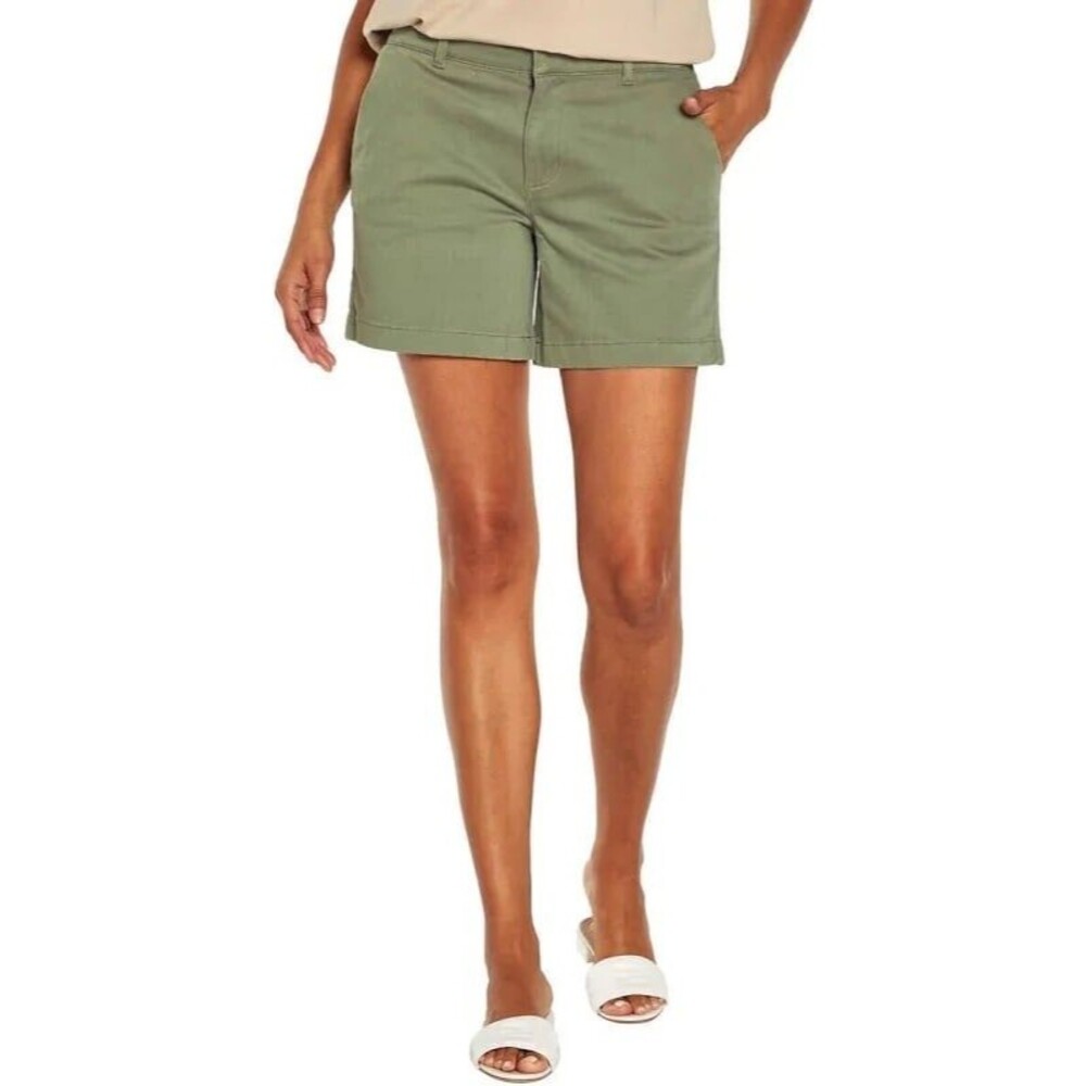 BNWT Banana Republic Women’s chino shorts 14